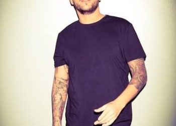 Vote For Me: Dennes Deen