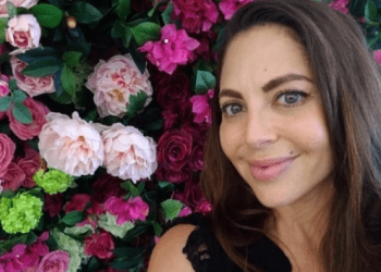 Vote For Me: Gillian Leigh