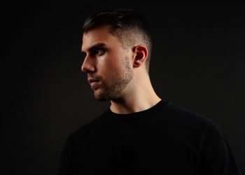 Vote For Me: Stone Van Brooken